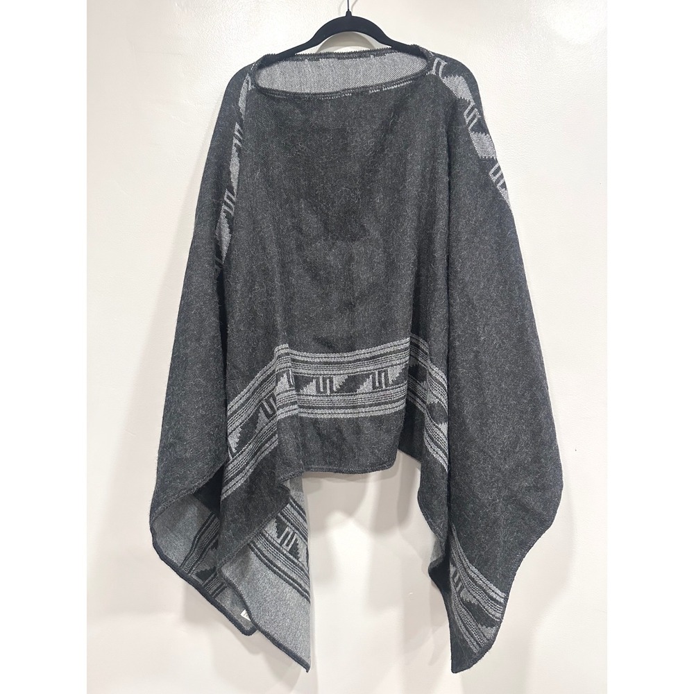 NOVICA Women's‎ Alpaca Blend Poncho Gray Geometric Pattern Made in Peru